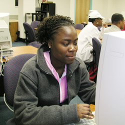 FSN student in a computer class